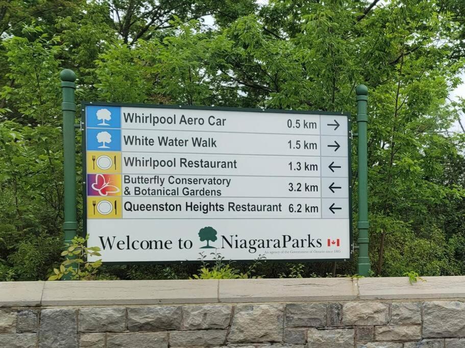 Luxury and comfy Home- Niagara getaway