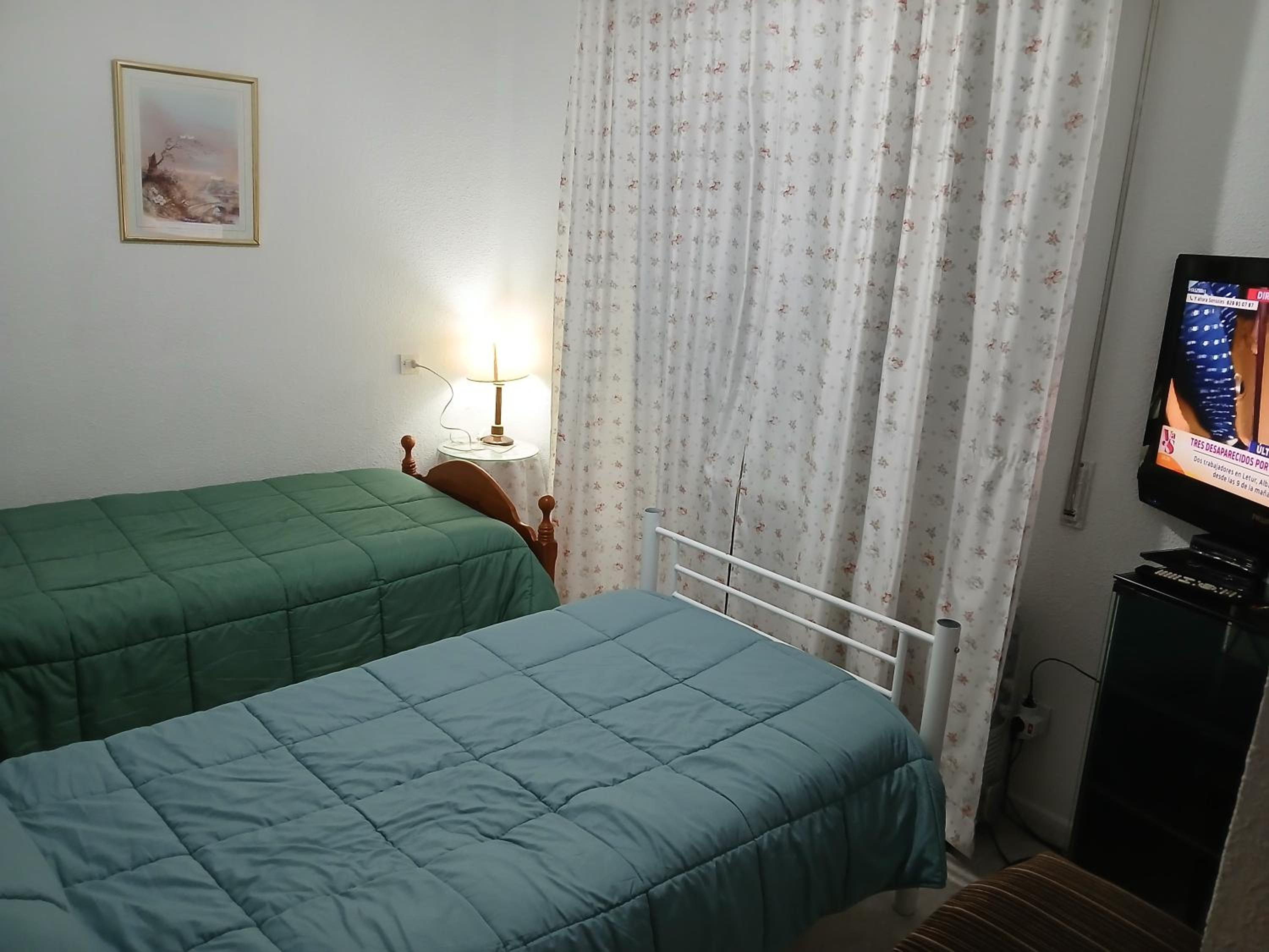 Room in Holiday house - Habitacion Privada Doble Toledo view 3