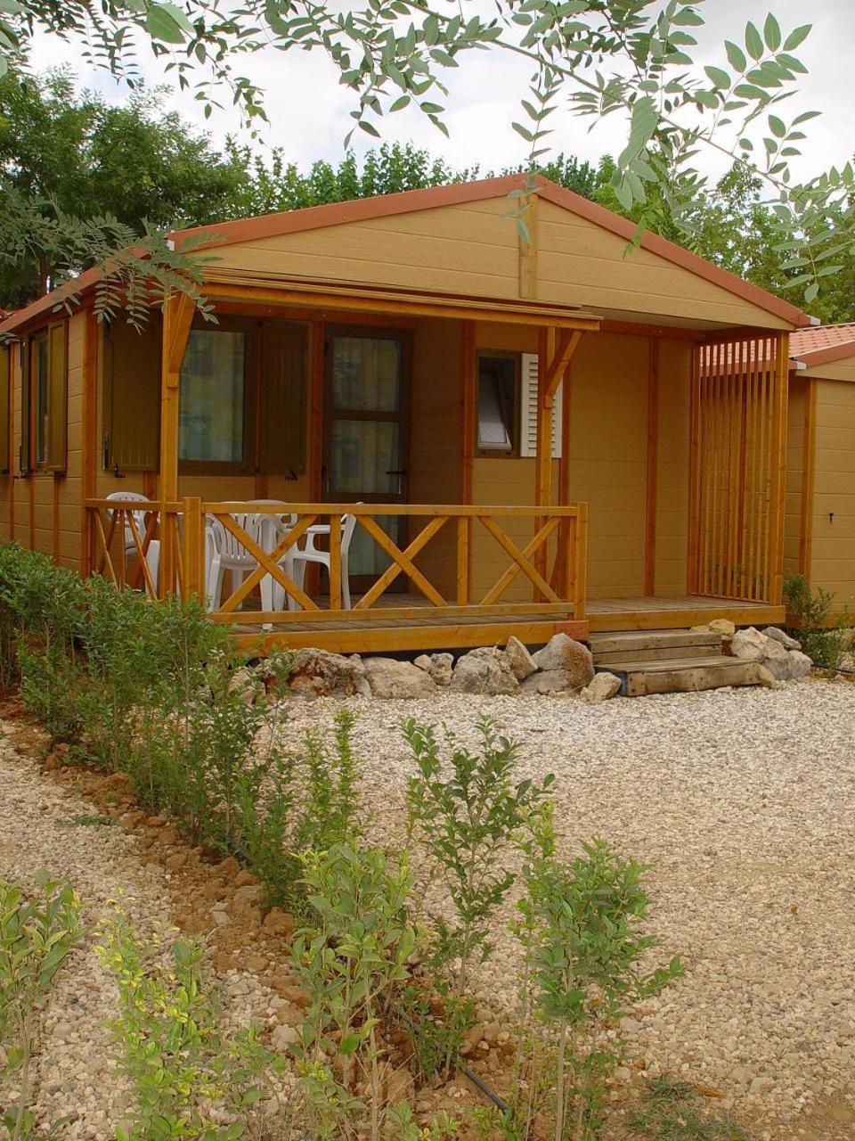 Camping Bungalows Mariola view 2