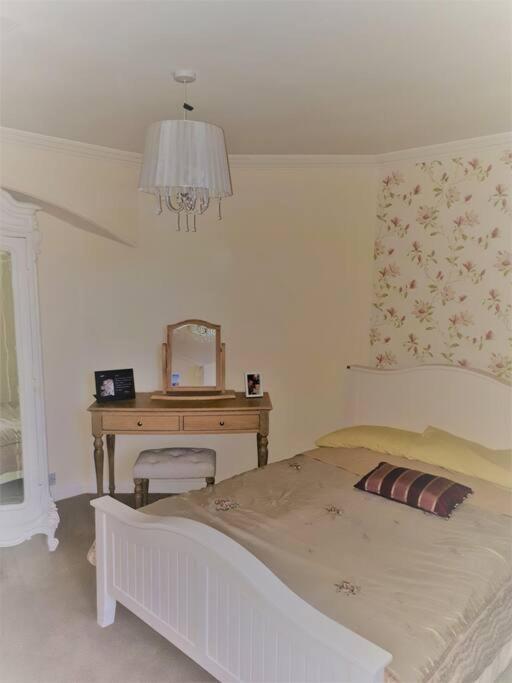 11 George Street Doune view 3