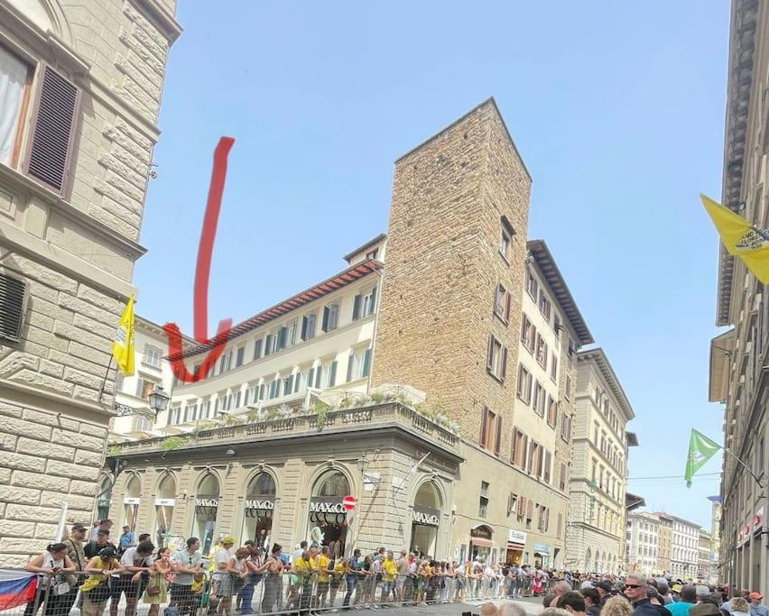 In the Heart of Florence, Dante, with Private Terrace
