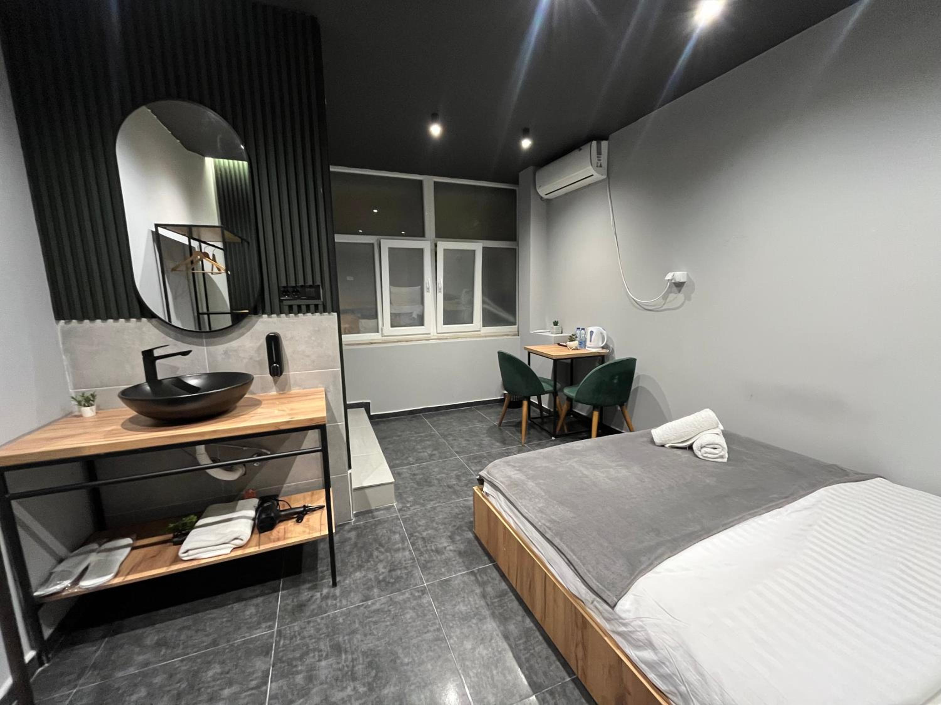 Central M - 5 Apartments view 2