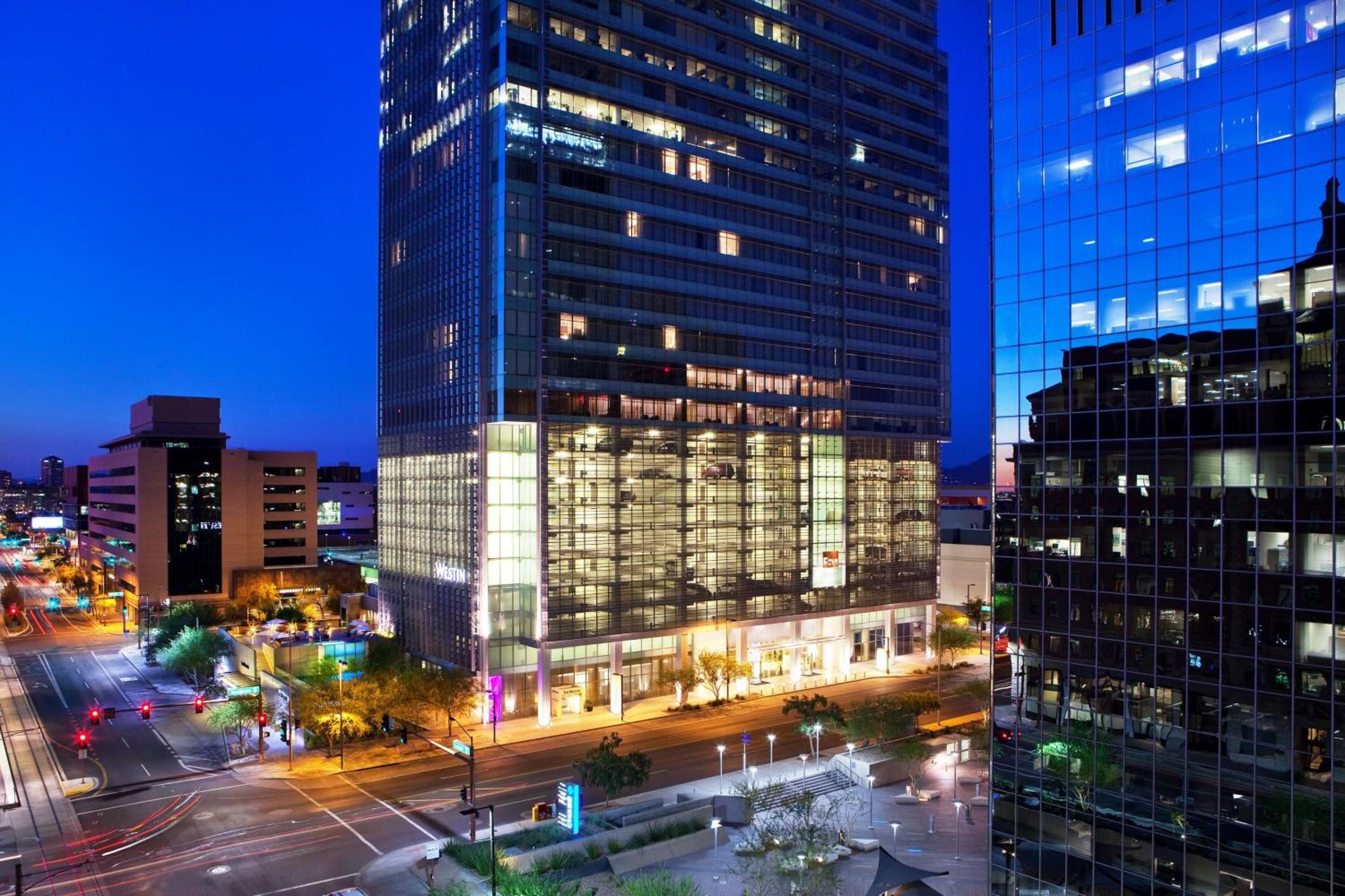 Hotel The Westin Phoenix Downtown - Image 1