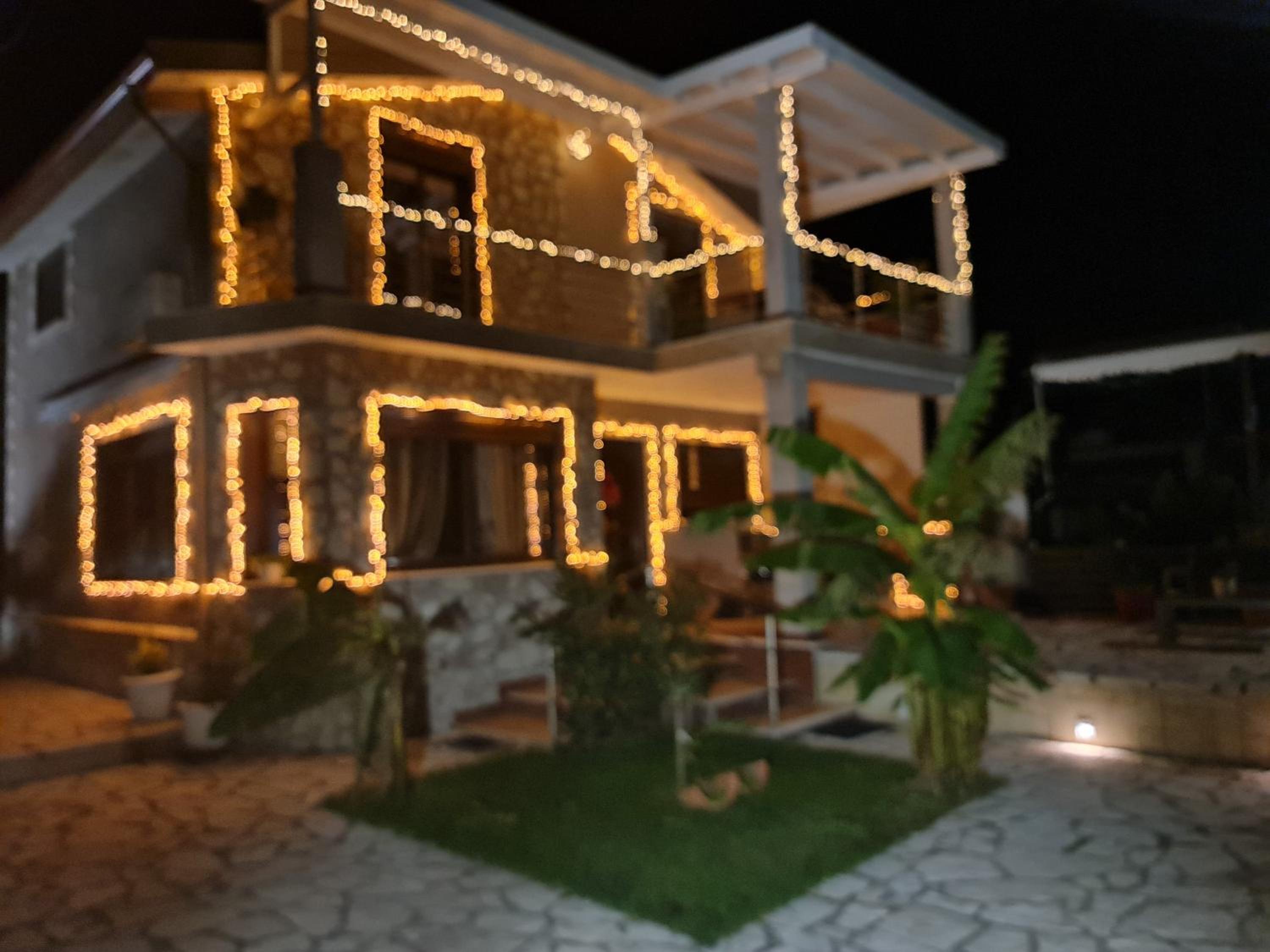 Akis house