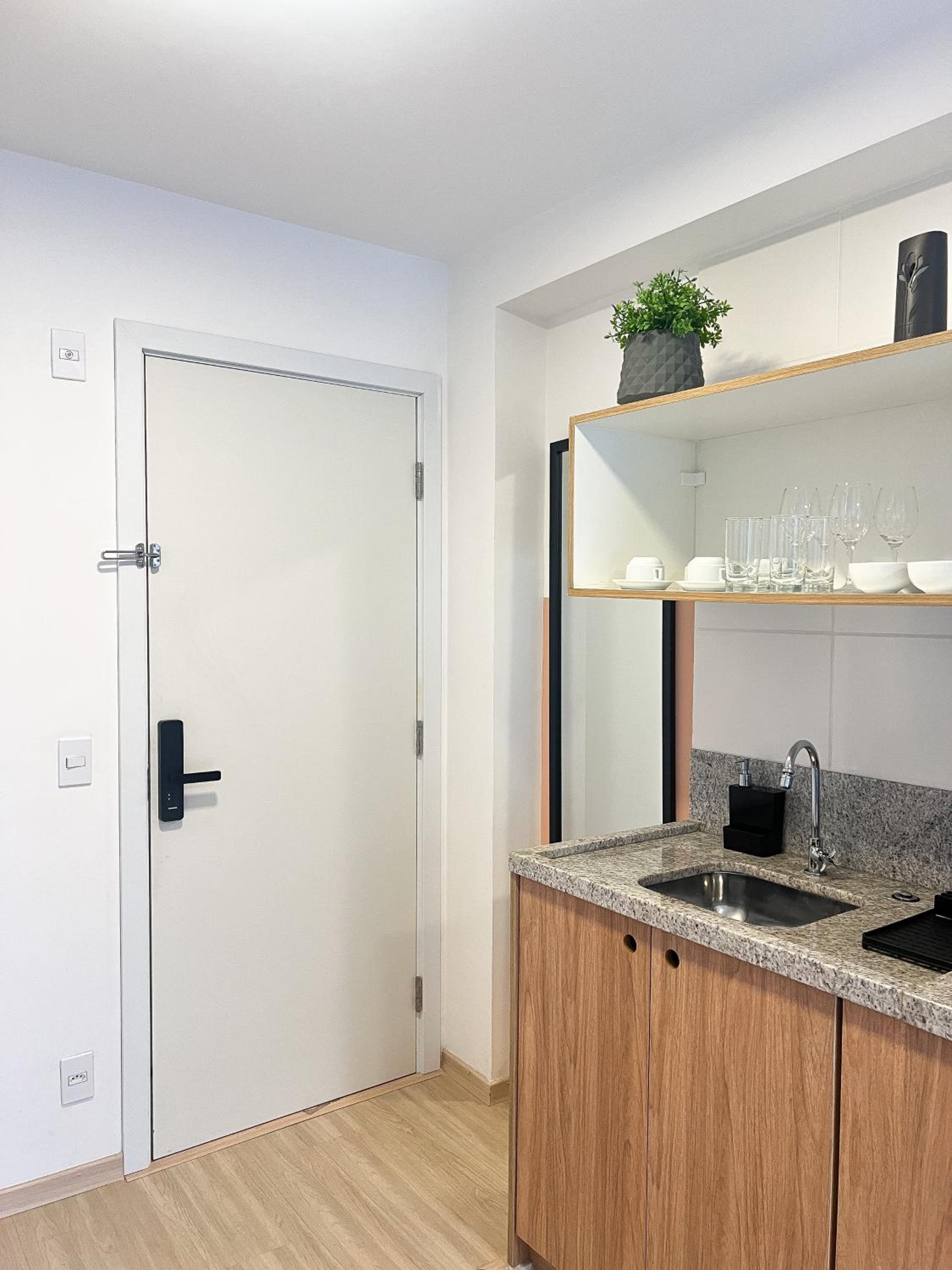 Apartamento Aconchegante 1 Dormitório a 250m do metrô - Liberdade, São Paulo