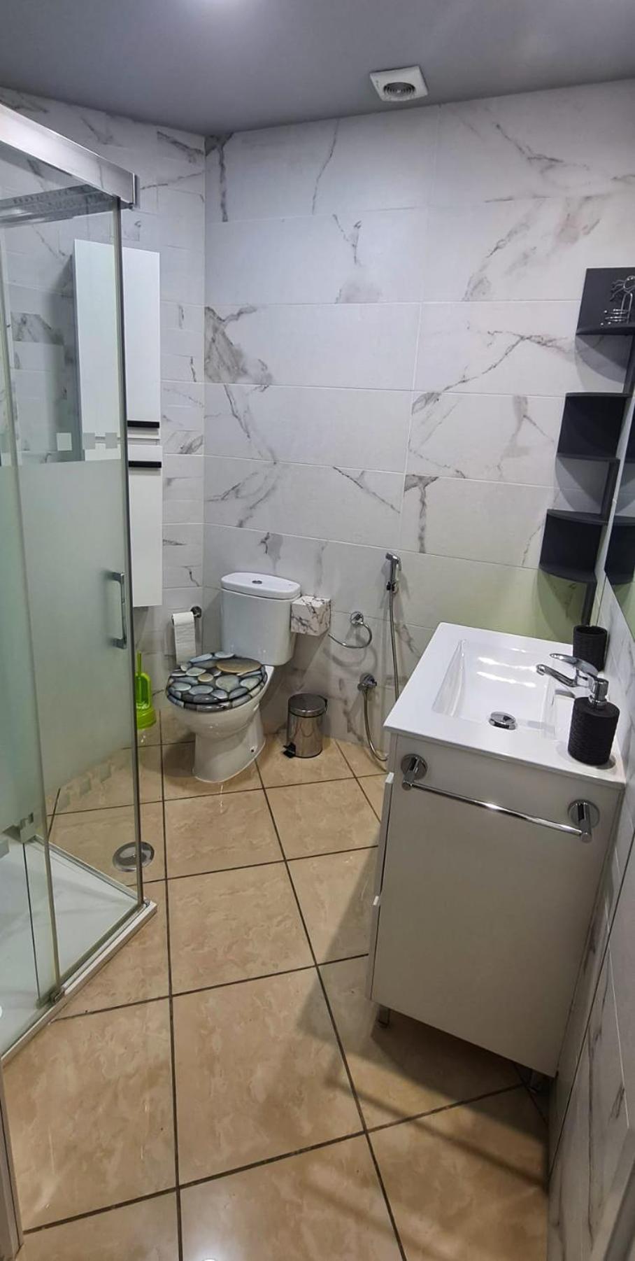 Apartamento Angustias plaza parking gratis privada incluida