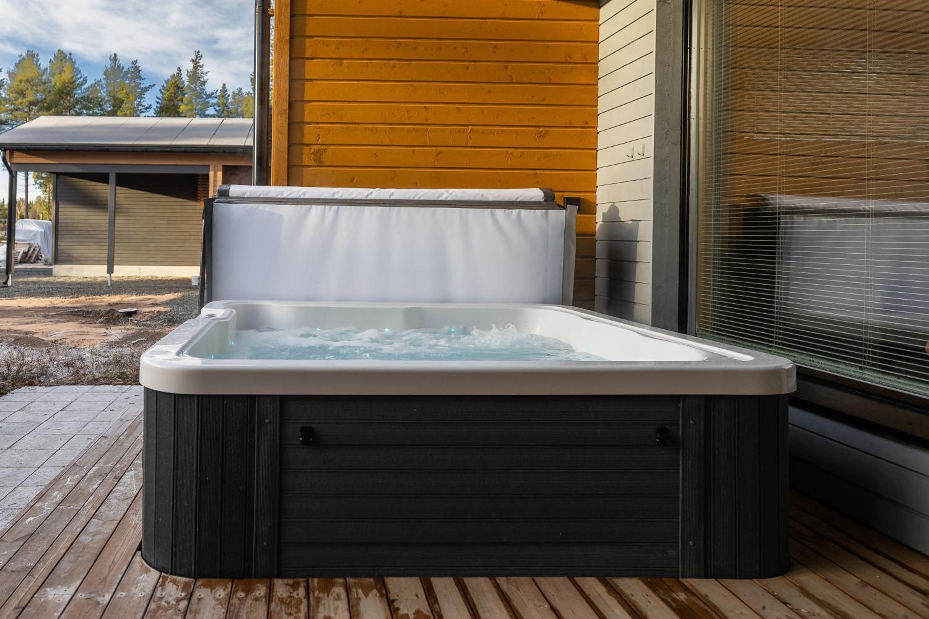 Premium Lapland Villa with jaguzzi
