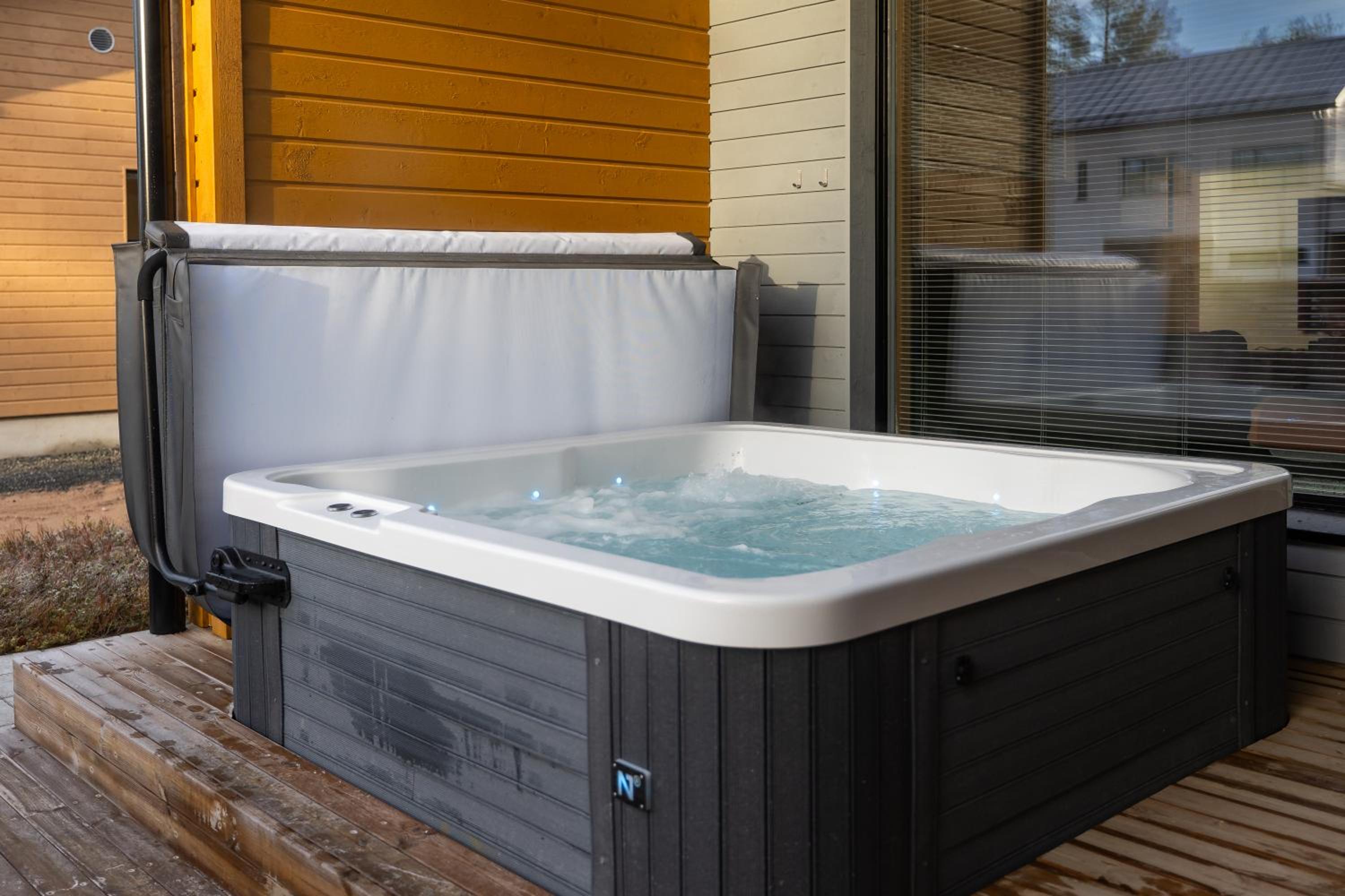 Premium Lapland Villa with jaguzzi
