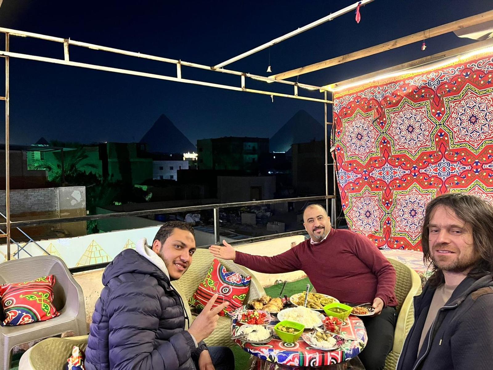 Anas Pyramids view inn