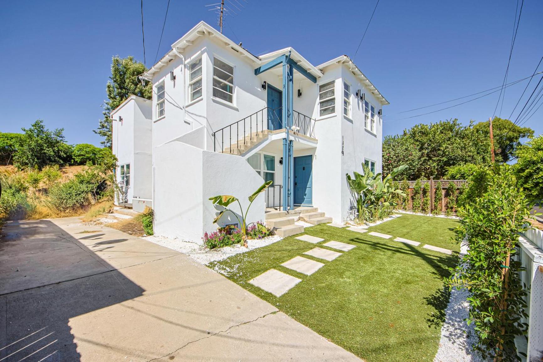 Modern Apartment 2BD 1Bath Apt near USC and Exposition Park