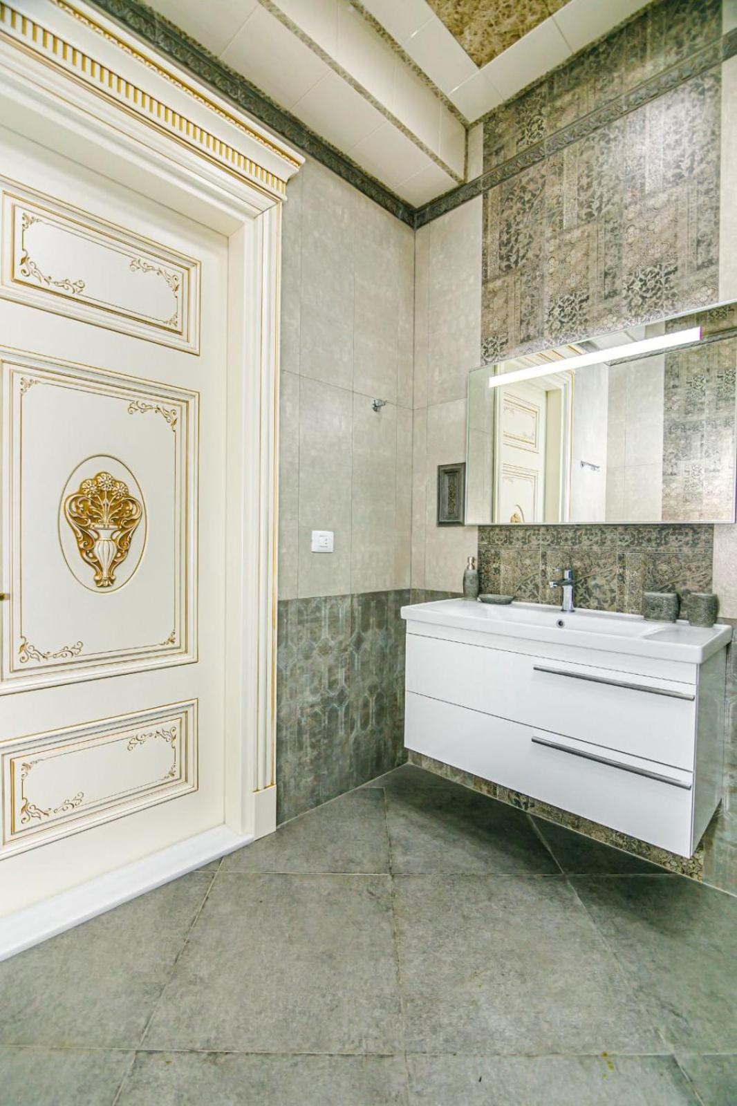 HOTEL APARTMENT ViP CENTER NİZAMİ STREET