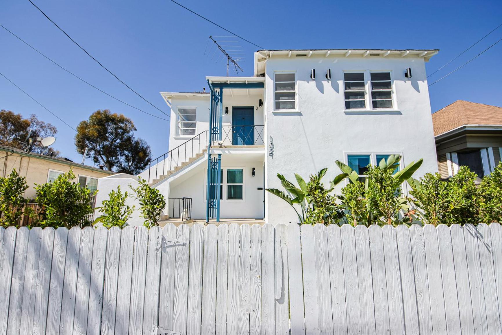 Modern Apartment 2BD 1Bath Apt near USC and Exposition Park