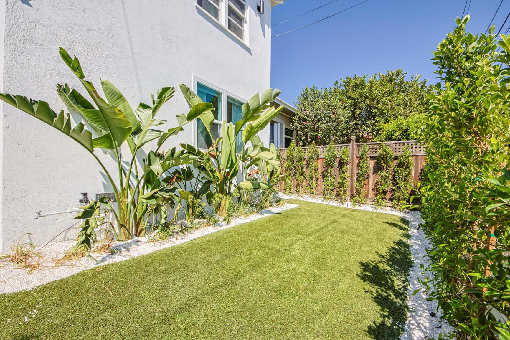 Modern Apartment 2BD 1Bath Apt near USC and Exposition Park