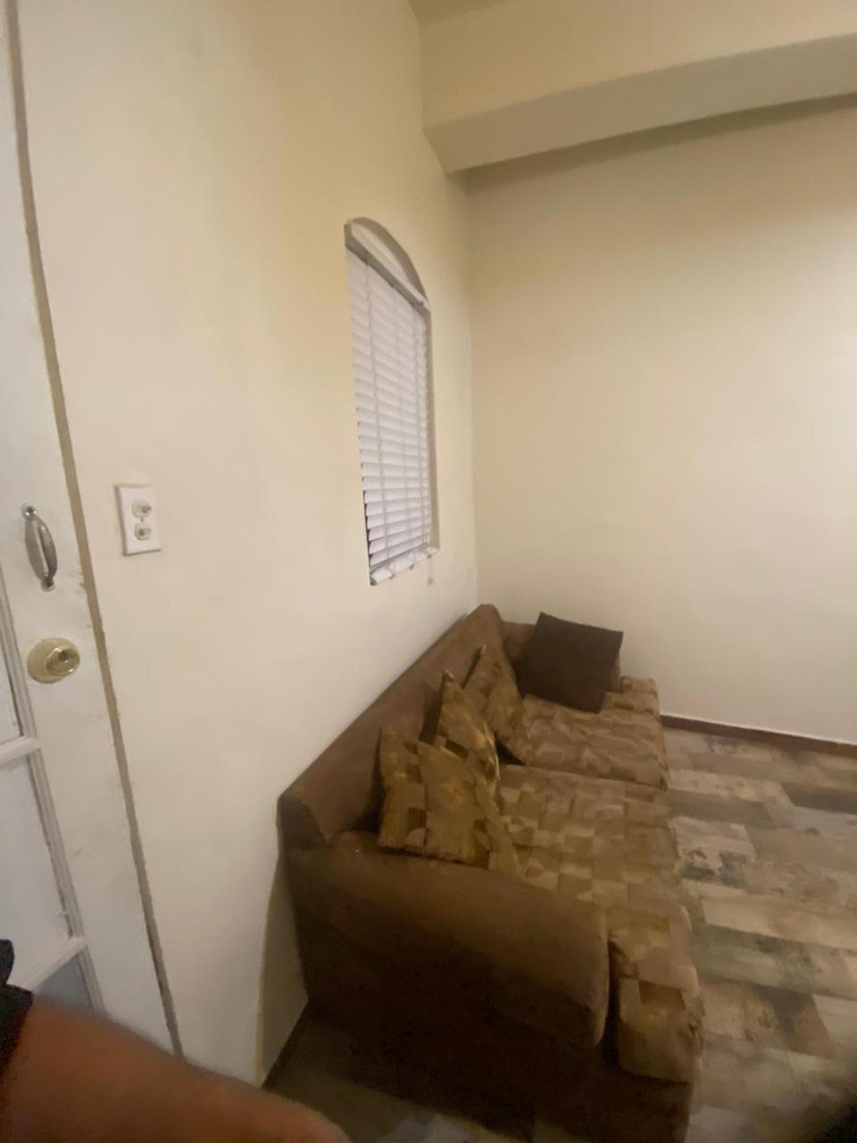 Bonito Departamento Amueblado y se factura view 4