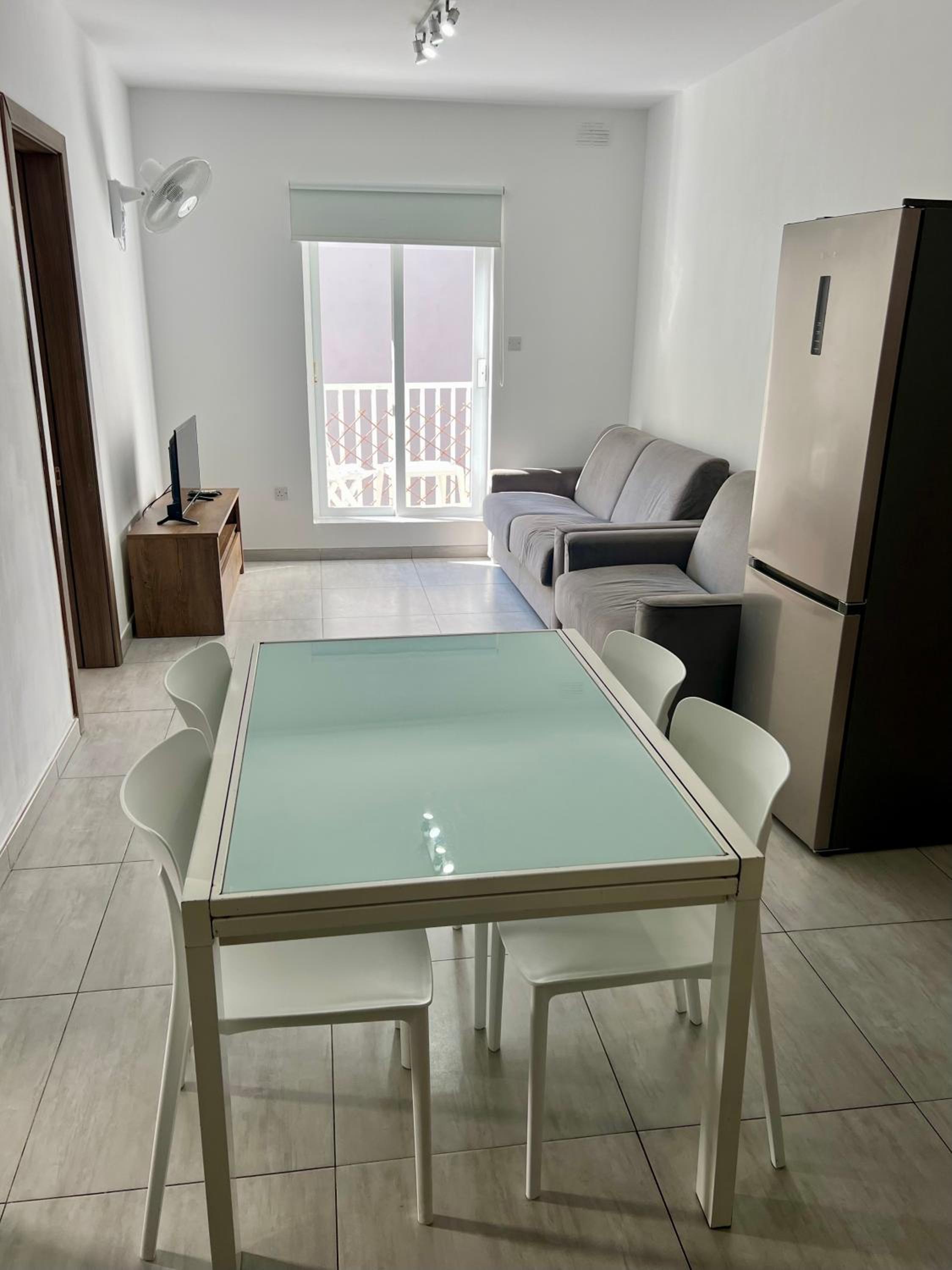 st Julians E 2 Bedroom Apartment photo 2