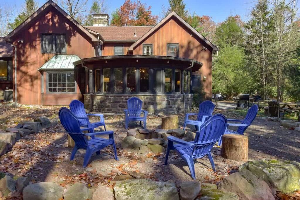 Stunning Unique Mountain Home in Lake Harmony view 3