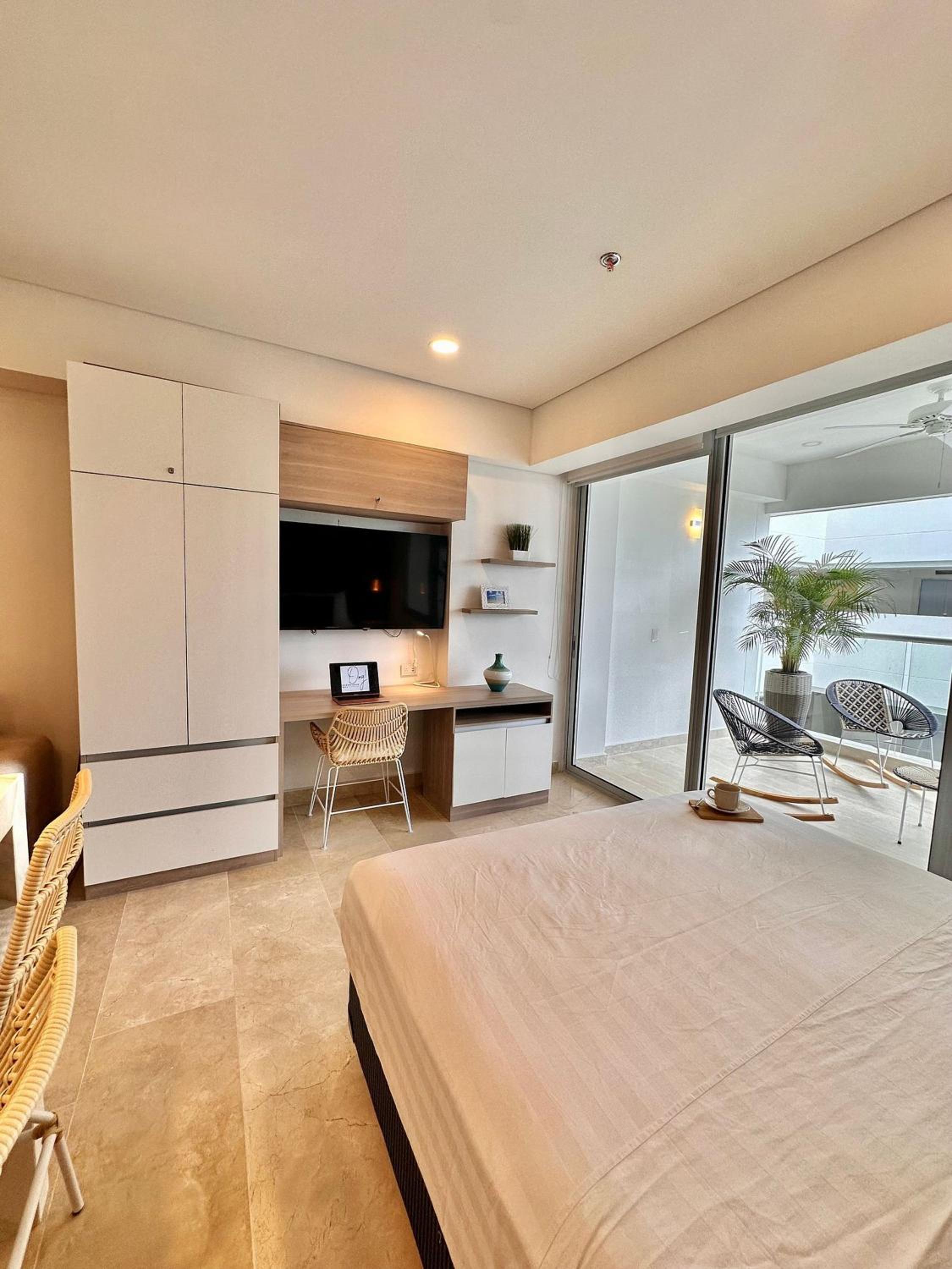 Lujosa suite en piso 14 con vista única CB1445