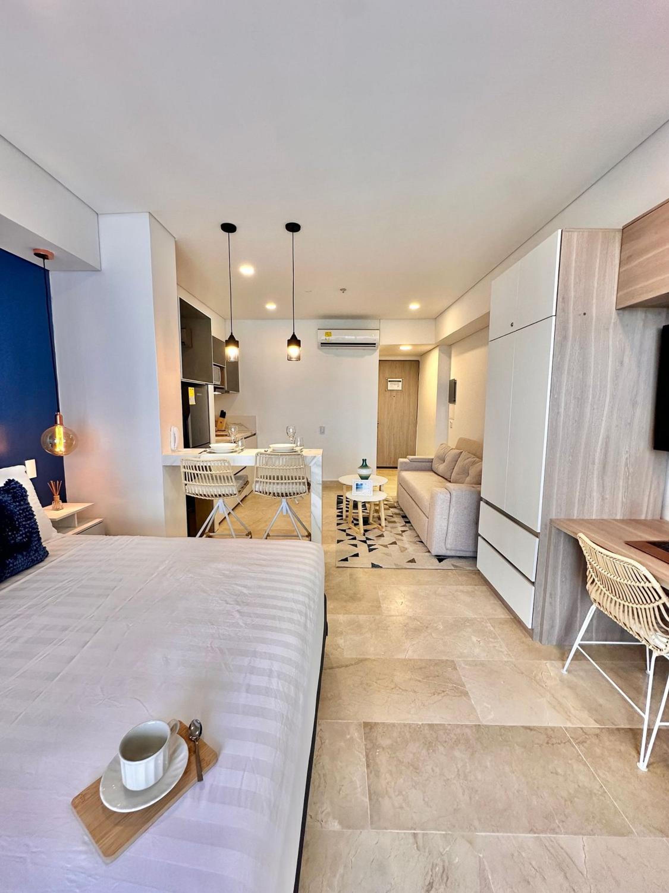Lujosa suite en piso 14 con vista única CB1445
