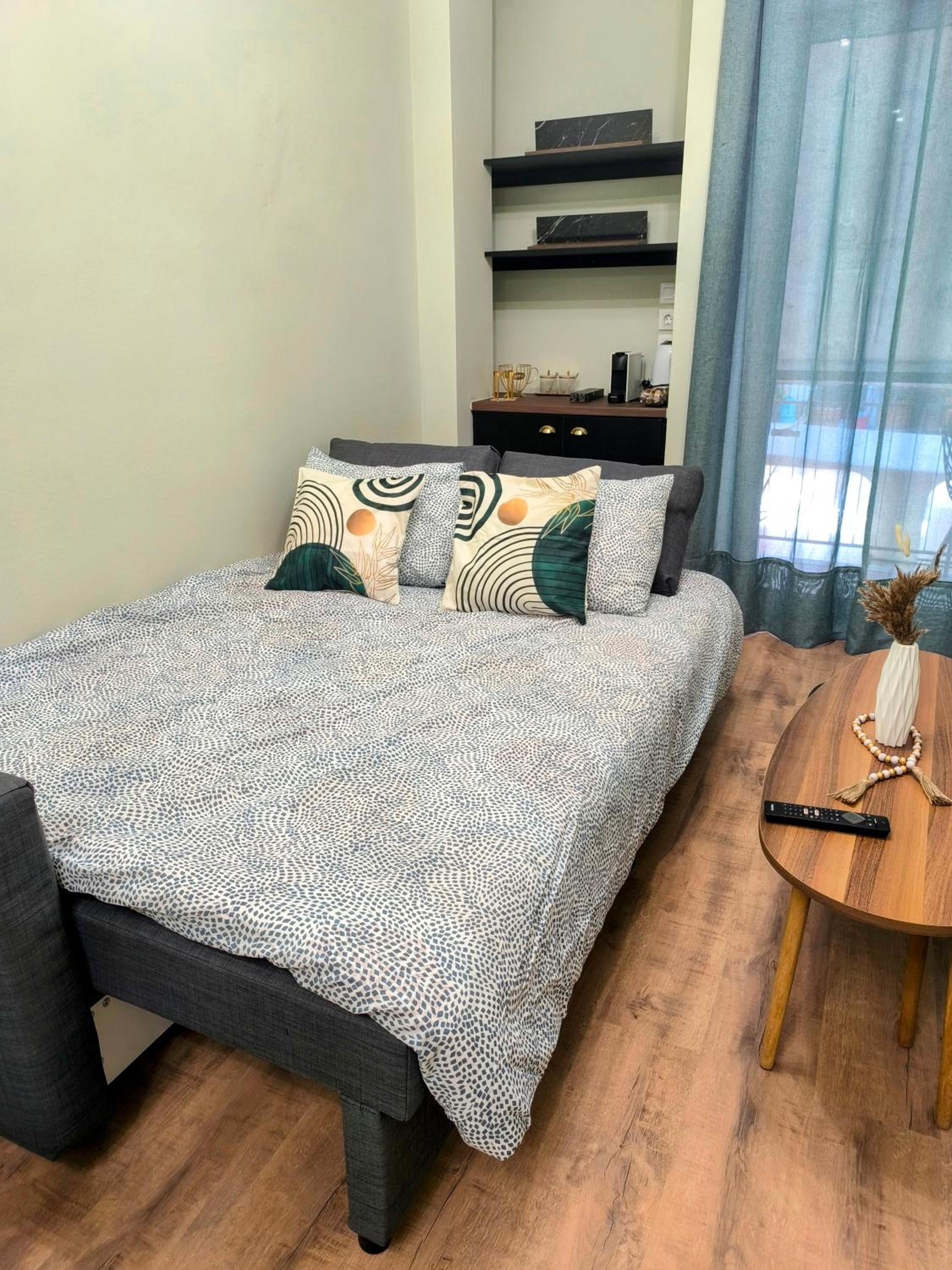 S-eva resort athens apartments