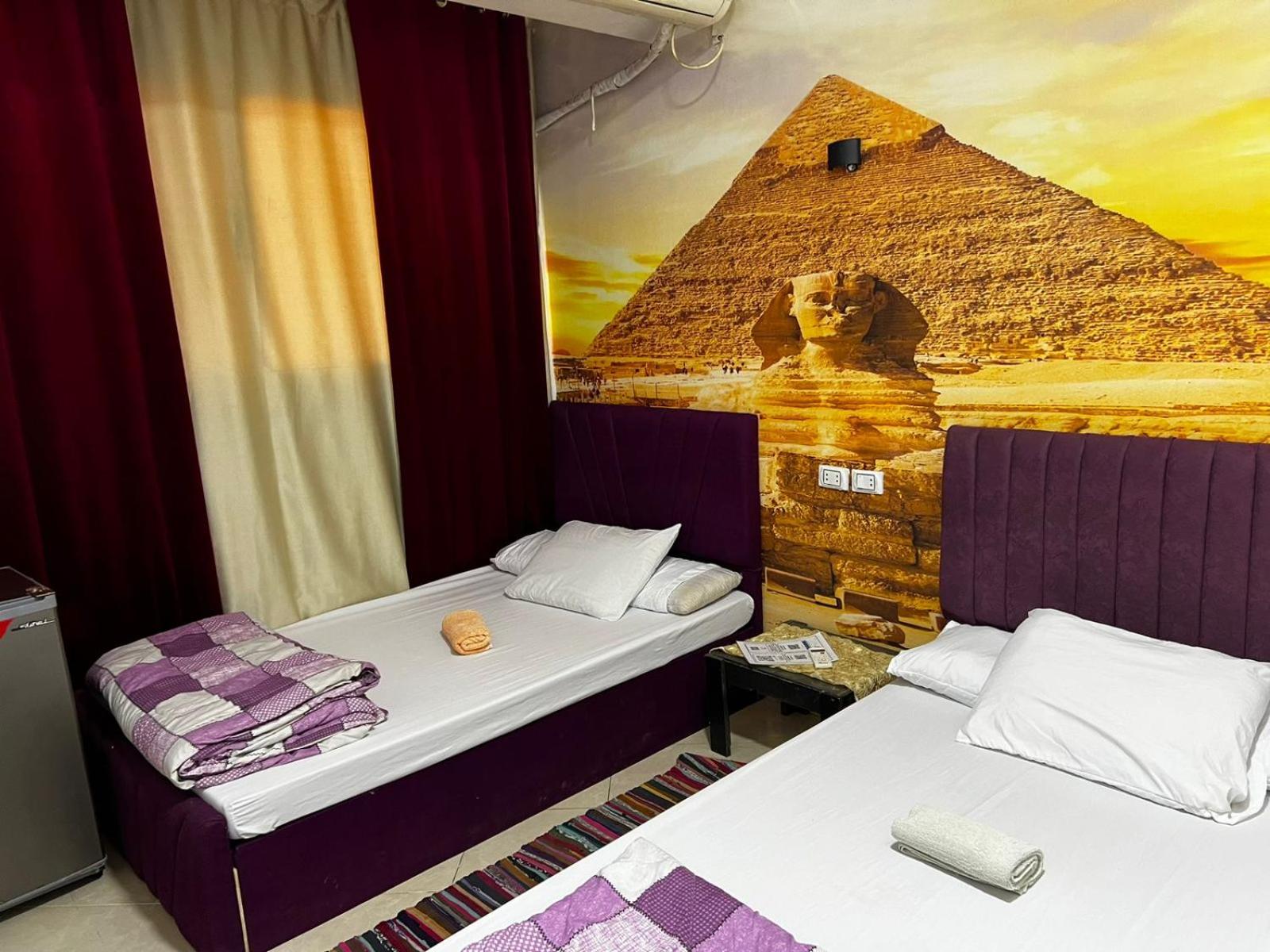 Anas Pyramids view inn
