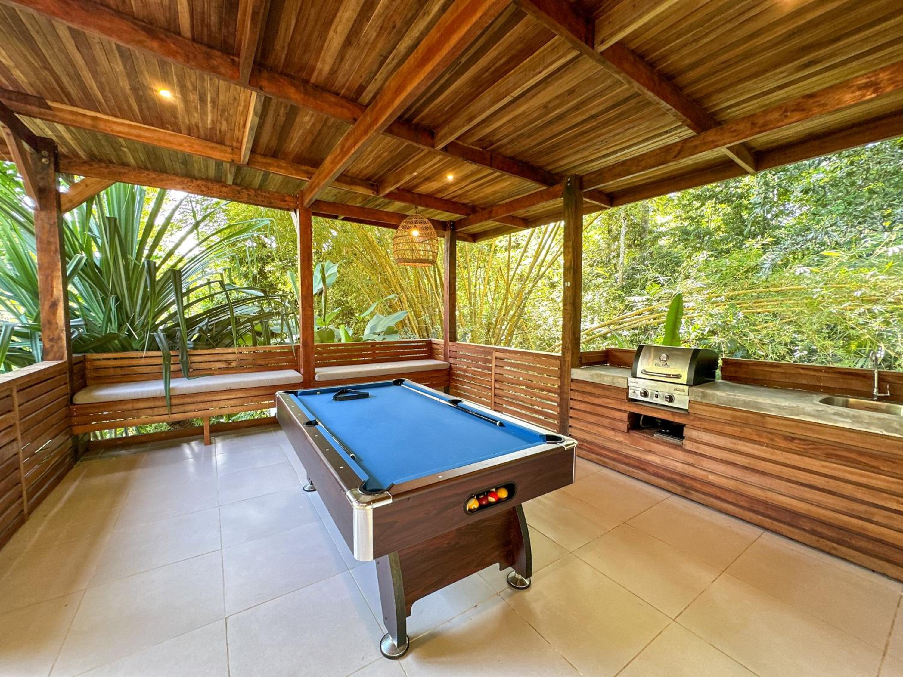 Villa Paraíso - Oasis Privado con Piscina en Punta Uva