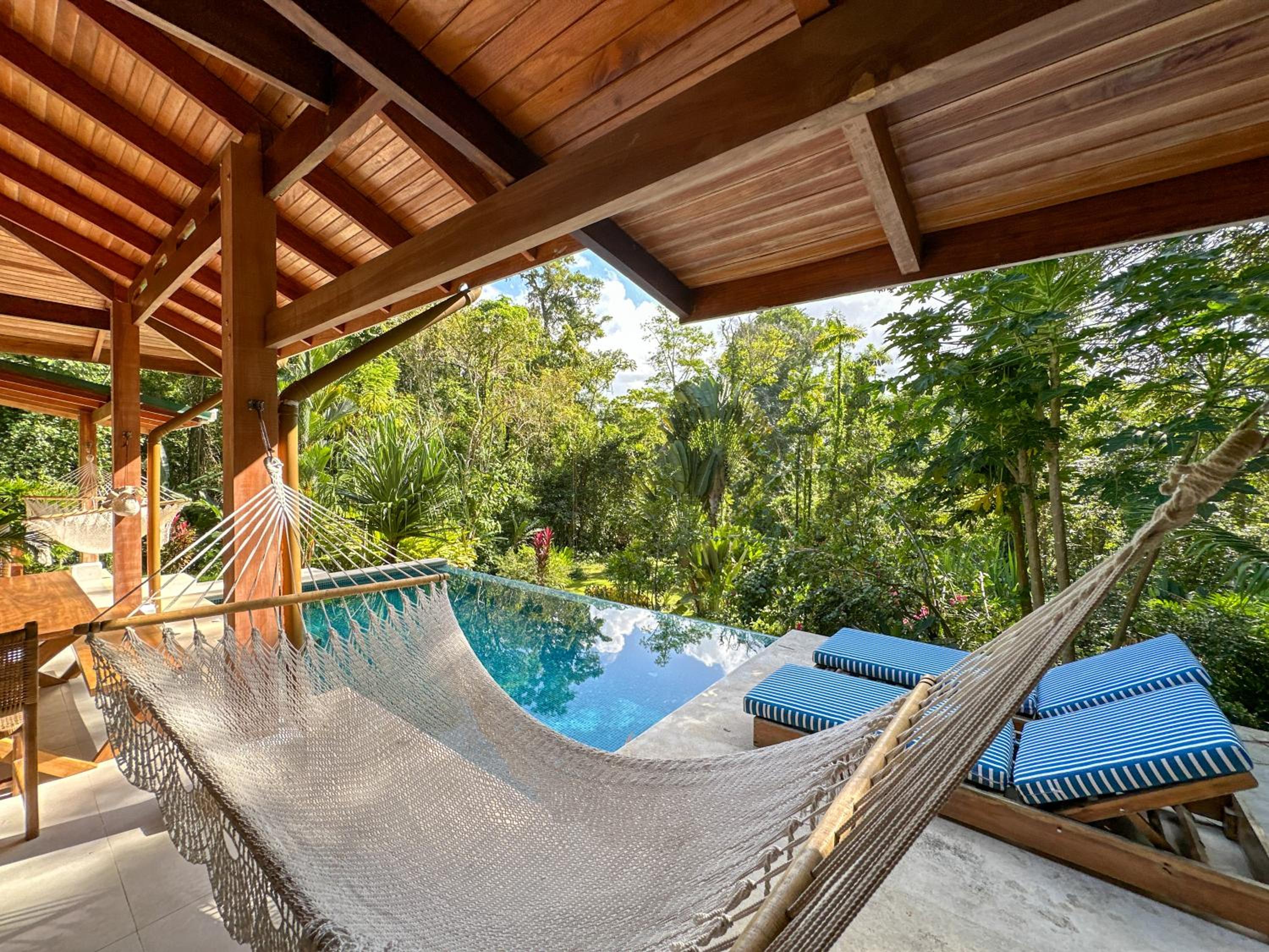 Villa Paraíso - Oasis Privado con Piscina en Punta Uva
