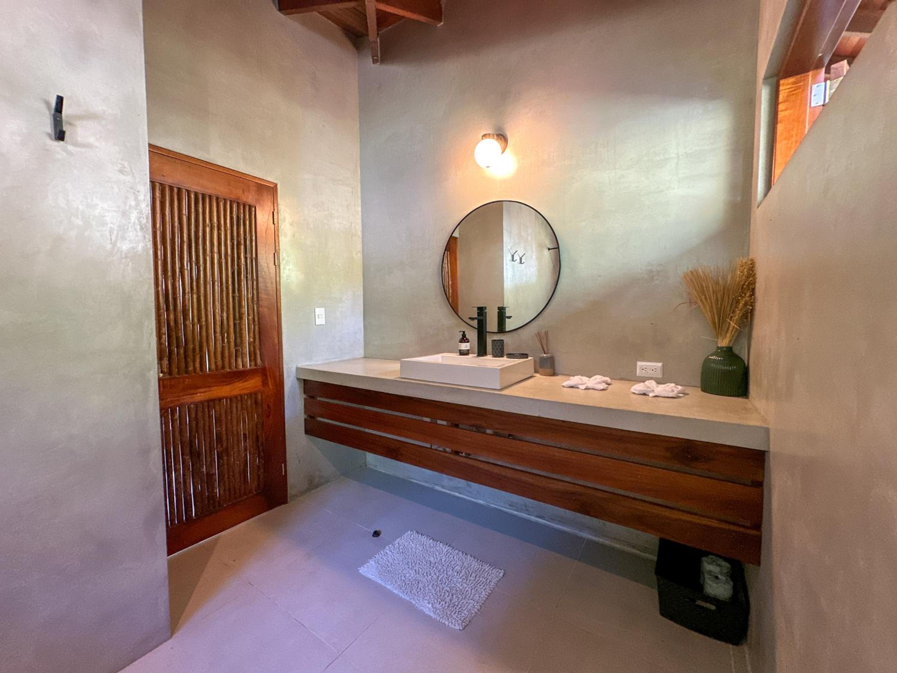 Villa Paraíso - Oasis Privado con Piscina en Punta Uva