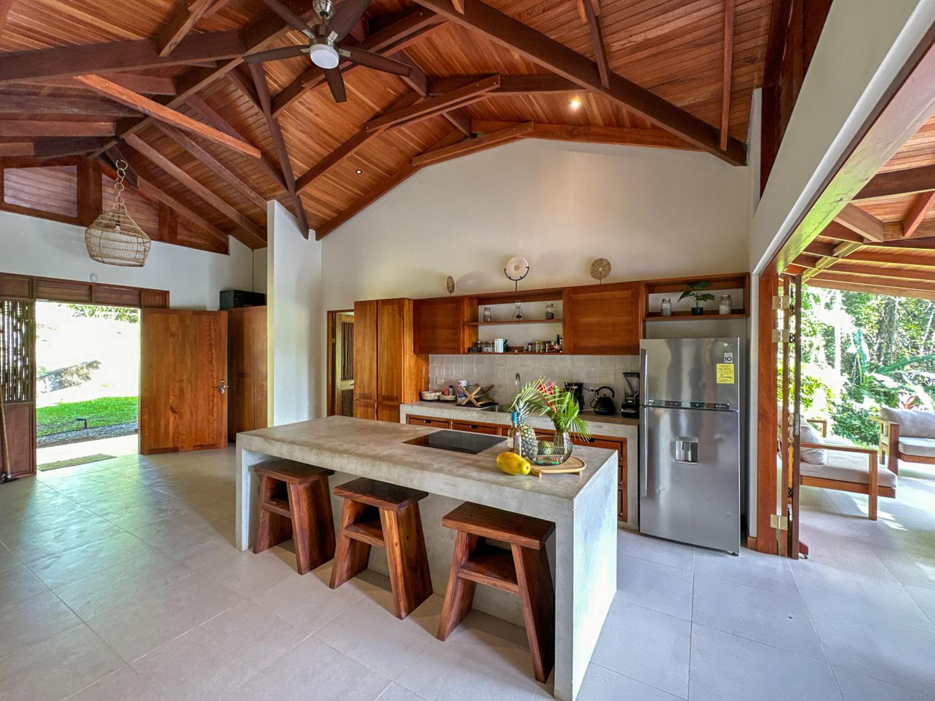 Villa Paraíso - Oasis Privado con Piscina en Punta Uva