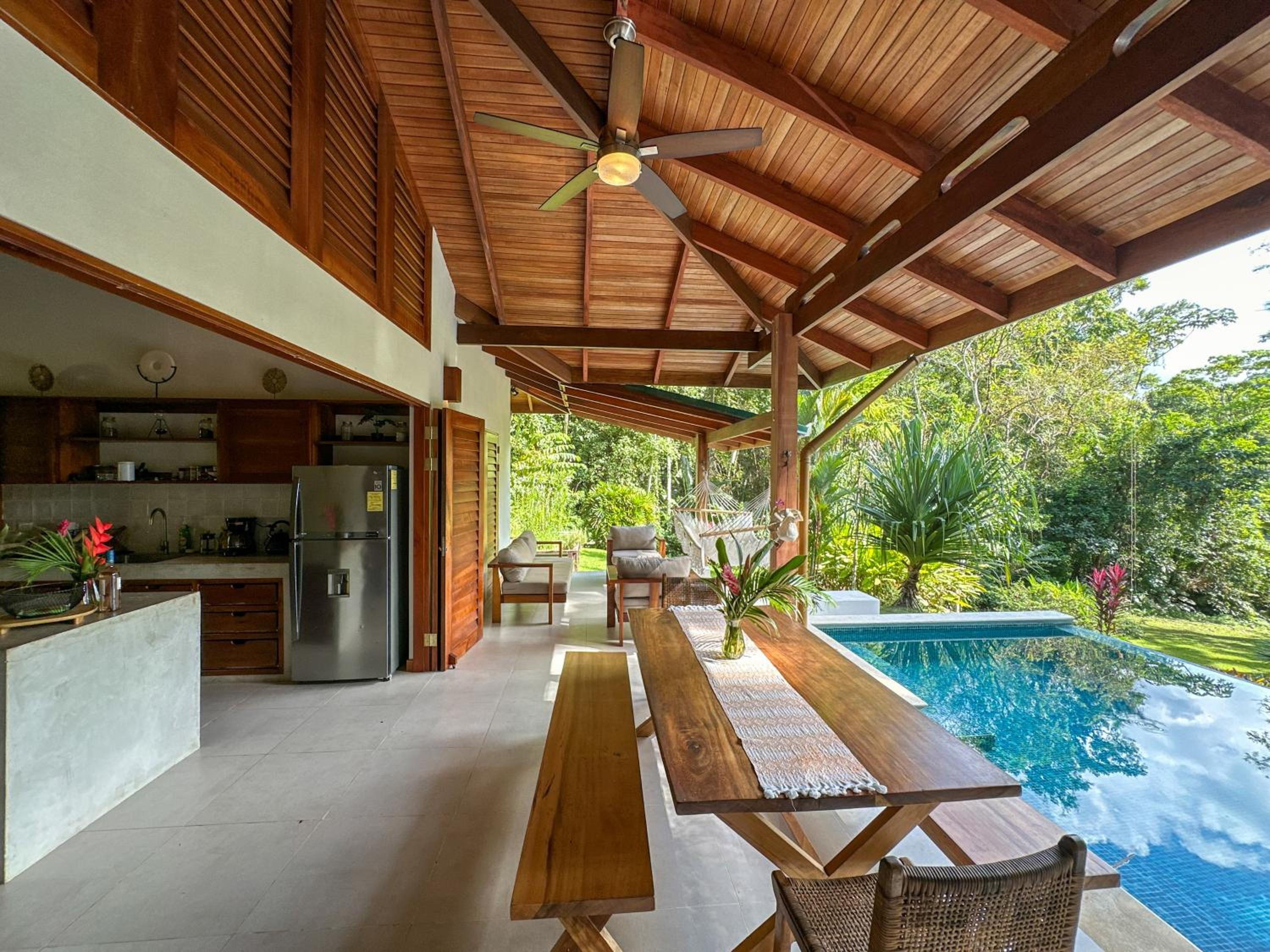 Villa Paraíso - Oasis Privado con Piscina en Punta Uva