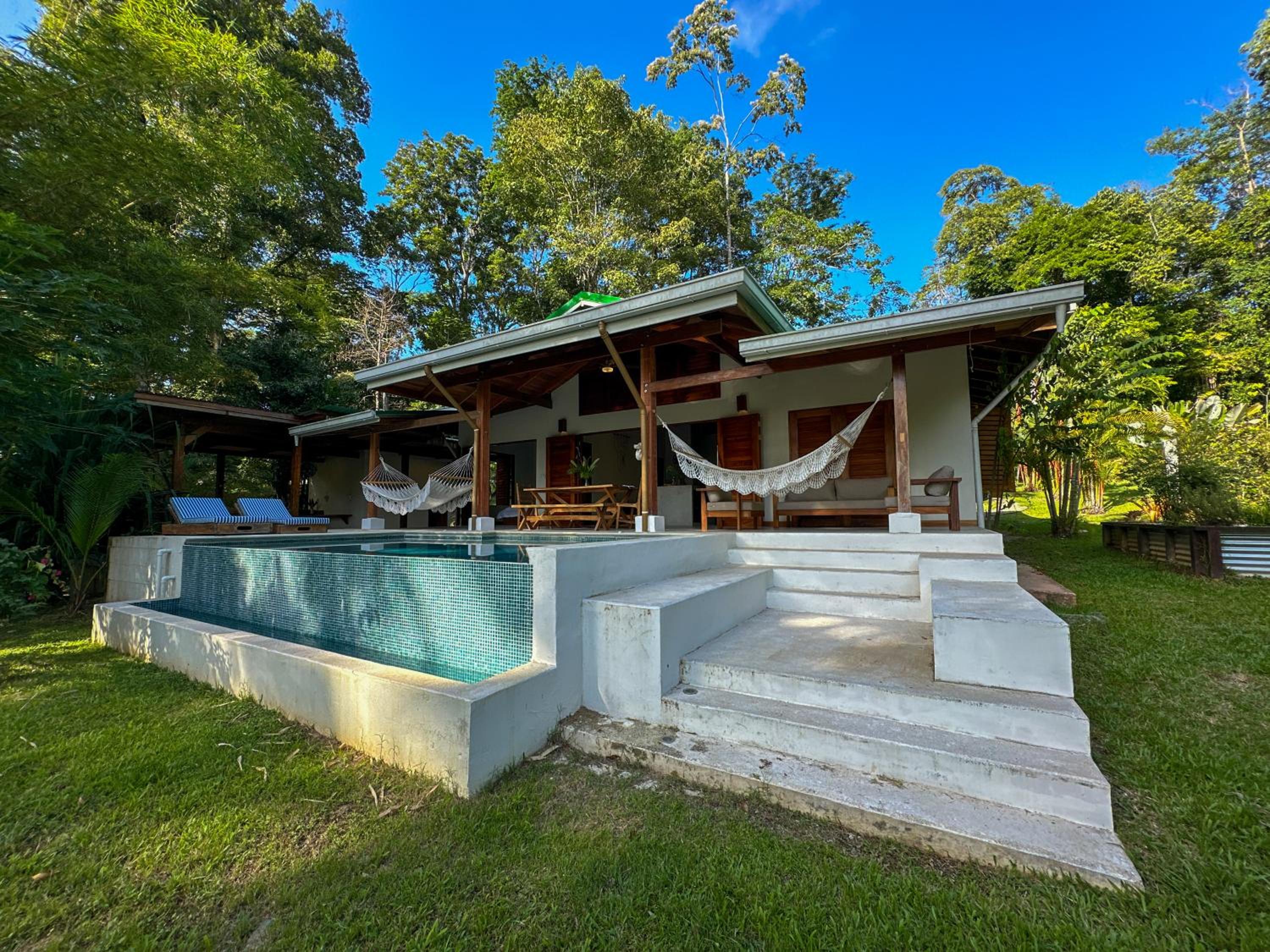 Villa Paraíso - Oasis Privado con Piscina en Punta Uva