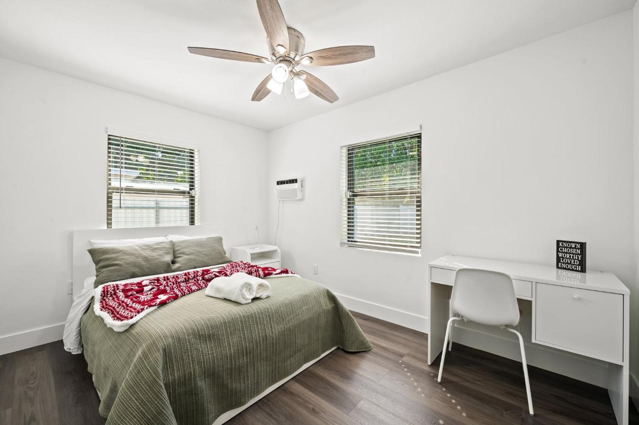 3 Bedroom and 2 bath North Miami, Florida view 5