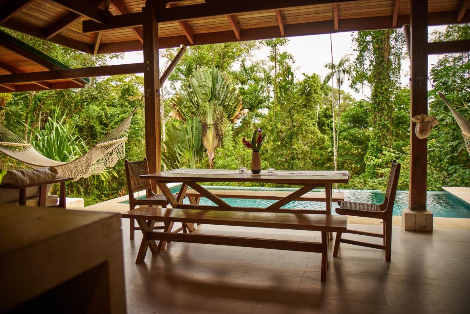 Villa Paraíso - Oasis Privado con Piscina en Punta Uva