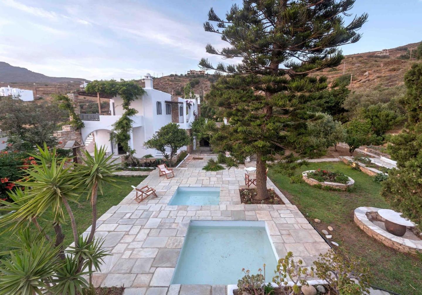 Romano garden house - land tales view 3