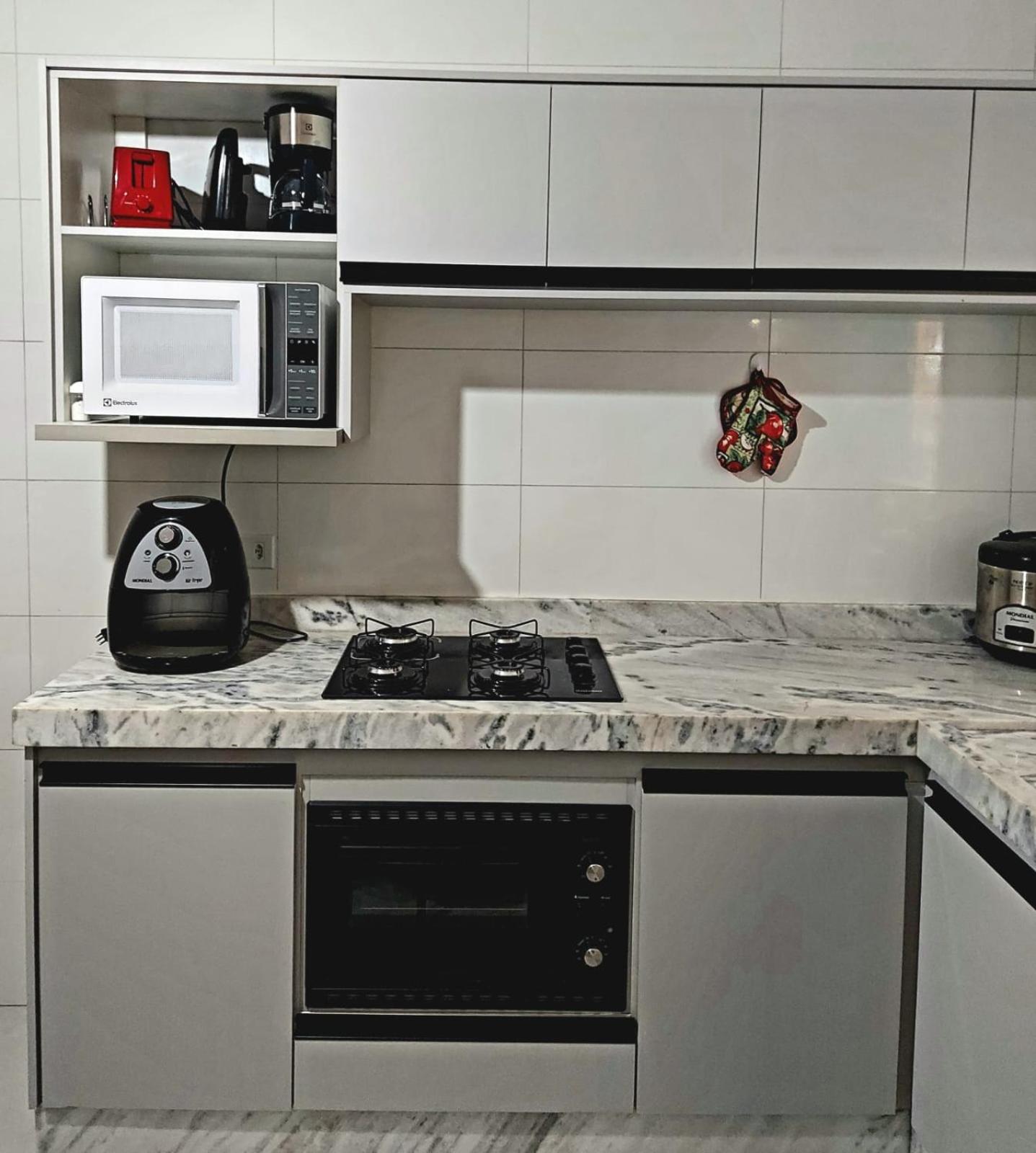 Apartamento Ubatuba Maranduba 150m da Praia