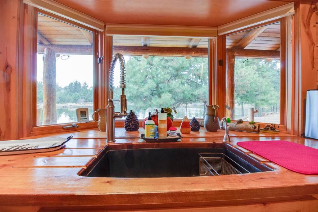 Great Group space on Baker Pond with 6 bedrooms and 4 bathroom view 4