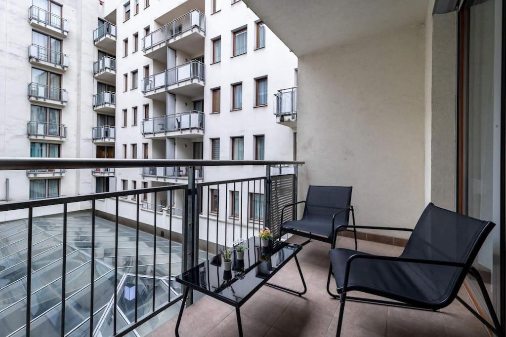 Nice,Sunny,Quiet flat near to Deak Ferenc sqaure view 5
