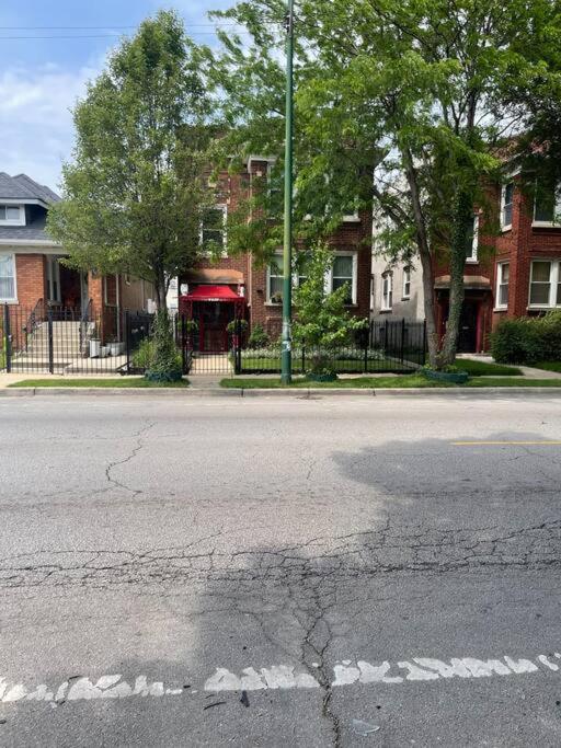 Fully Furnished 2BR Apartment Near Oak Park I Utilities Included I Car Rental Available view 2