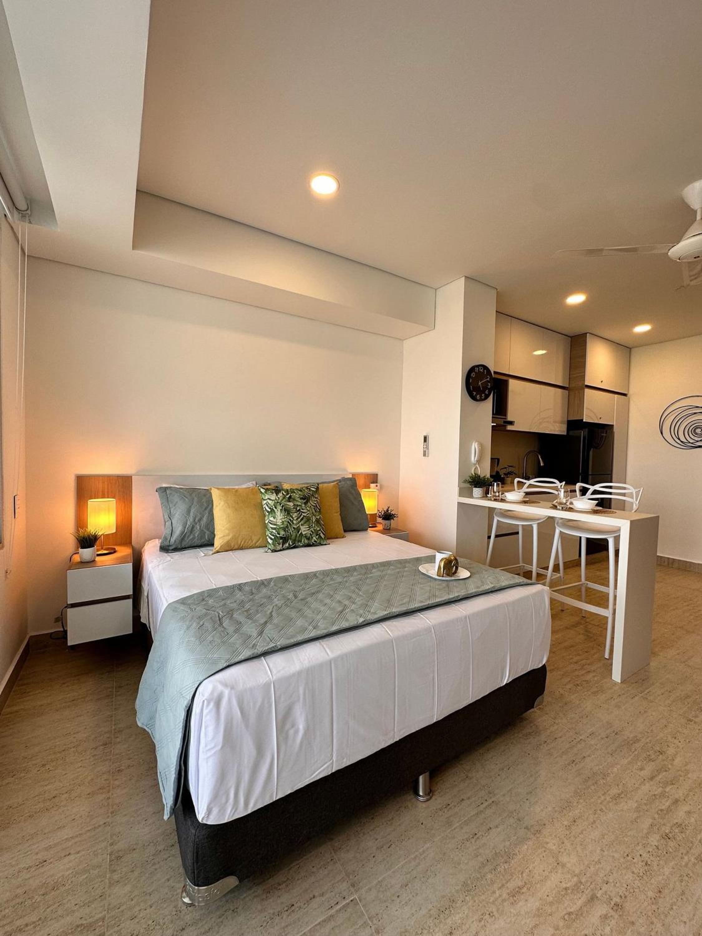 Suite moderna piso 15 amanecer espectacular CB1535