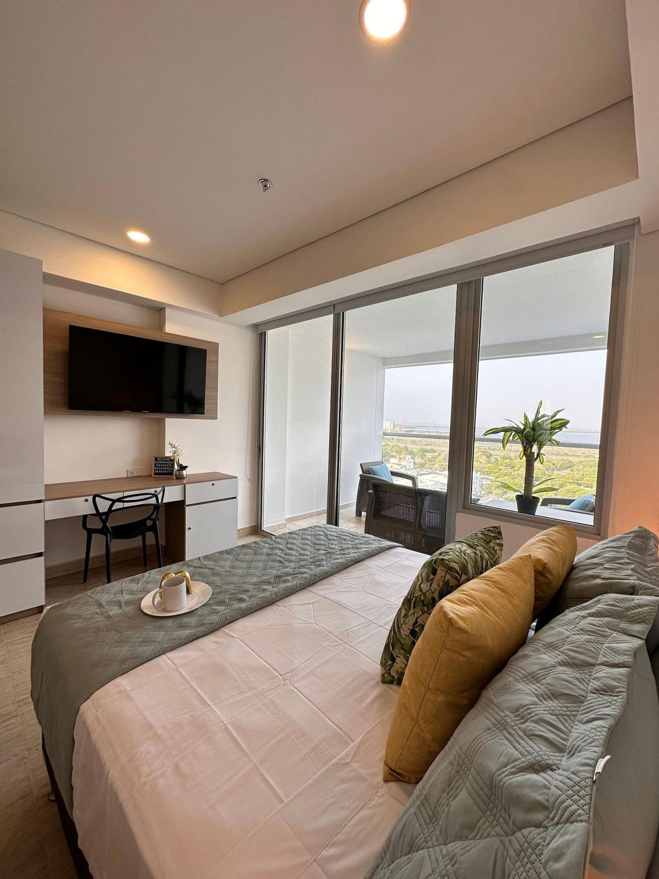 Suite moderna piso 15 amanecer espectacular CB1535