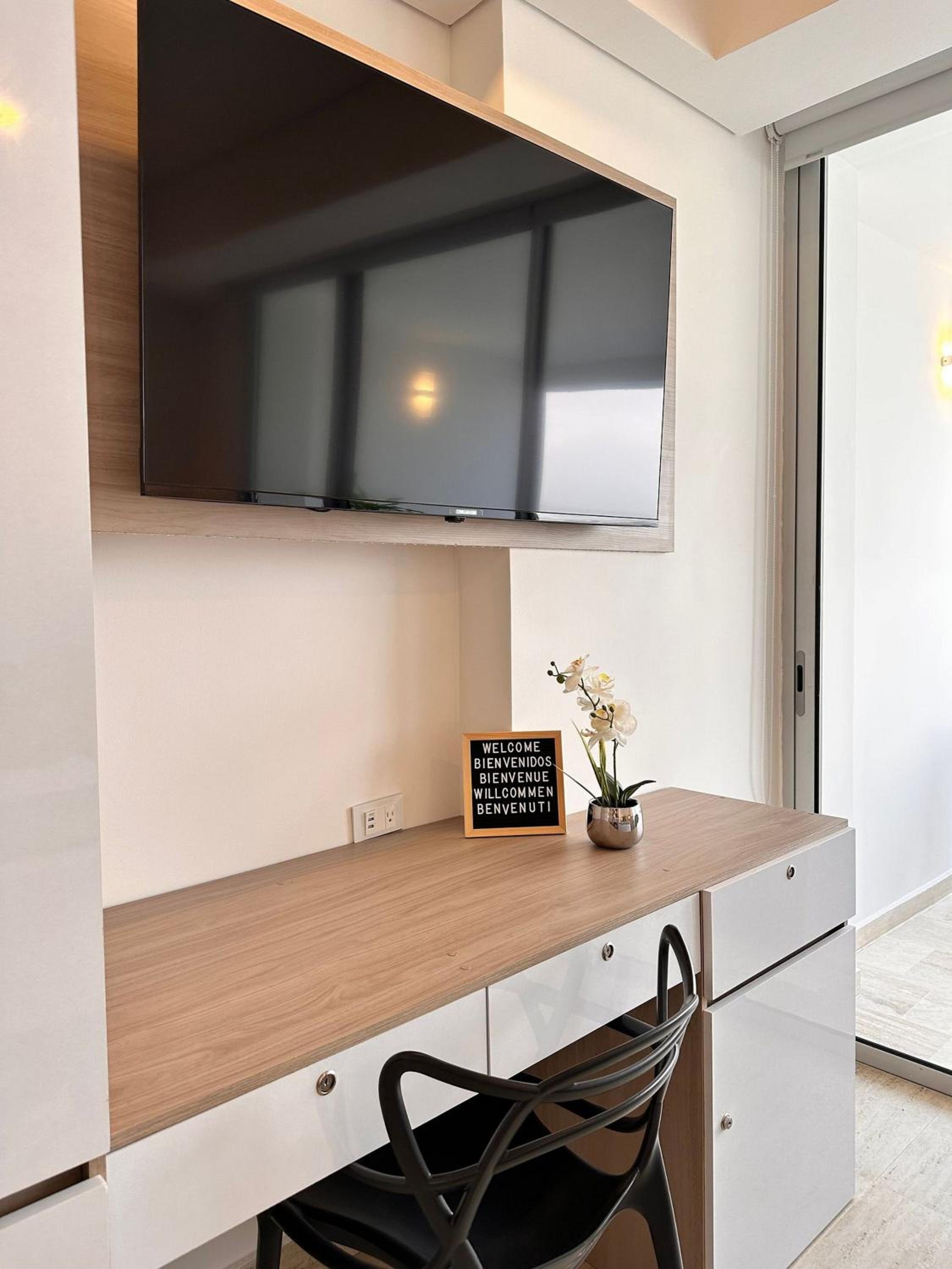 Suite moderna piso 15 amanecer espectacular CB1535