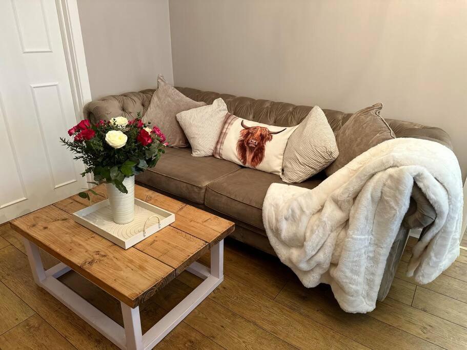 Royal Hillsborough Hideaway