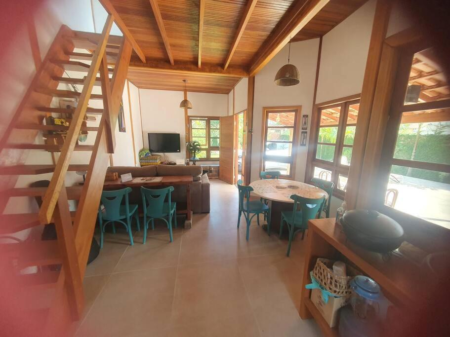 Casa linda com pomar e vista panorâmica