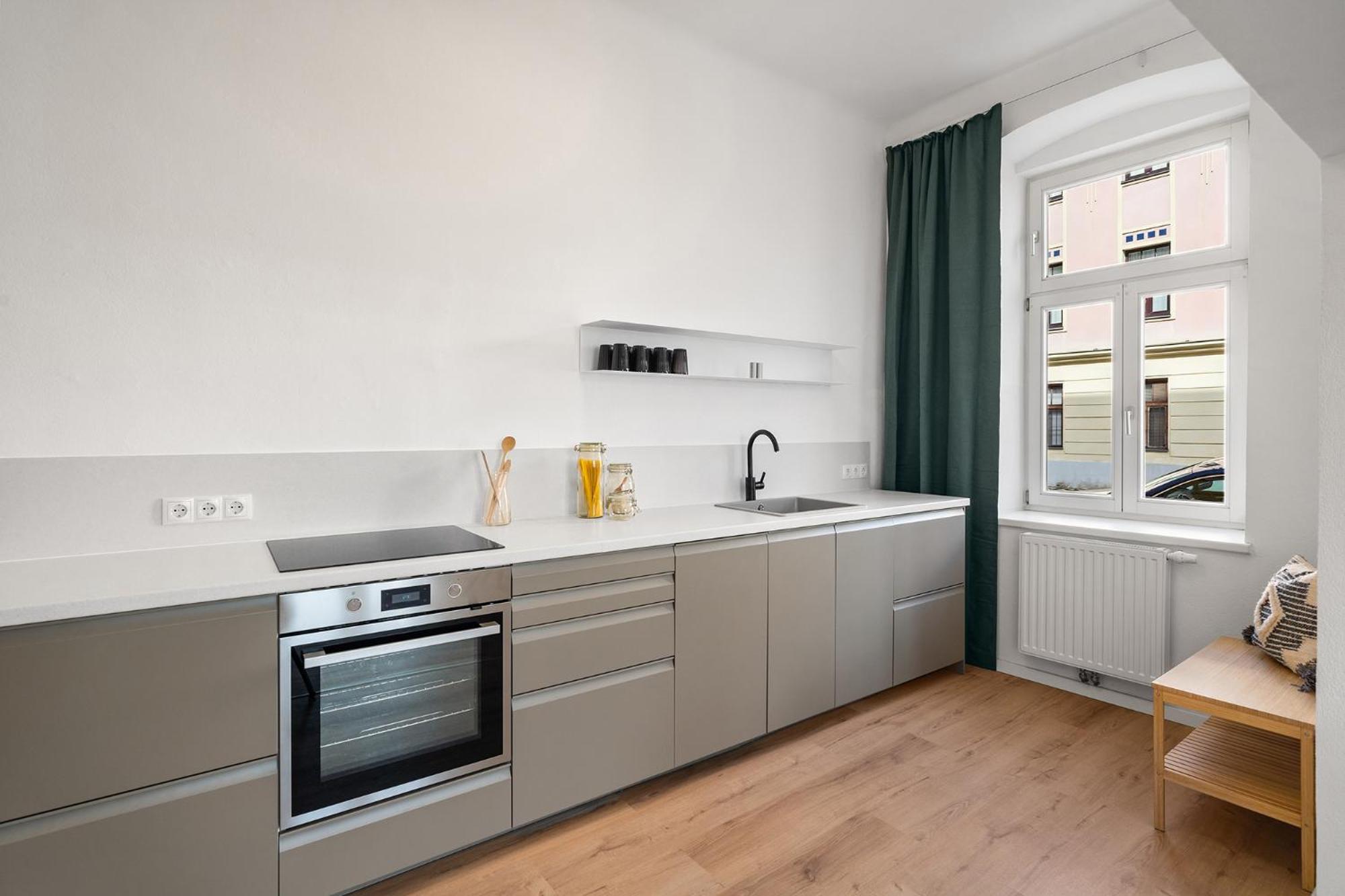 Nur 15 Minuten ins Zentrum - neu renoviert und ruhig gelegen