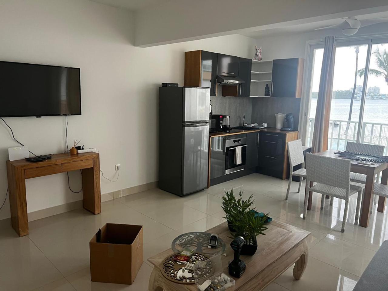 Pura Vida view 2