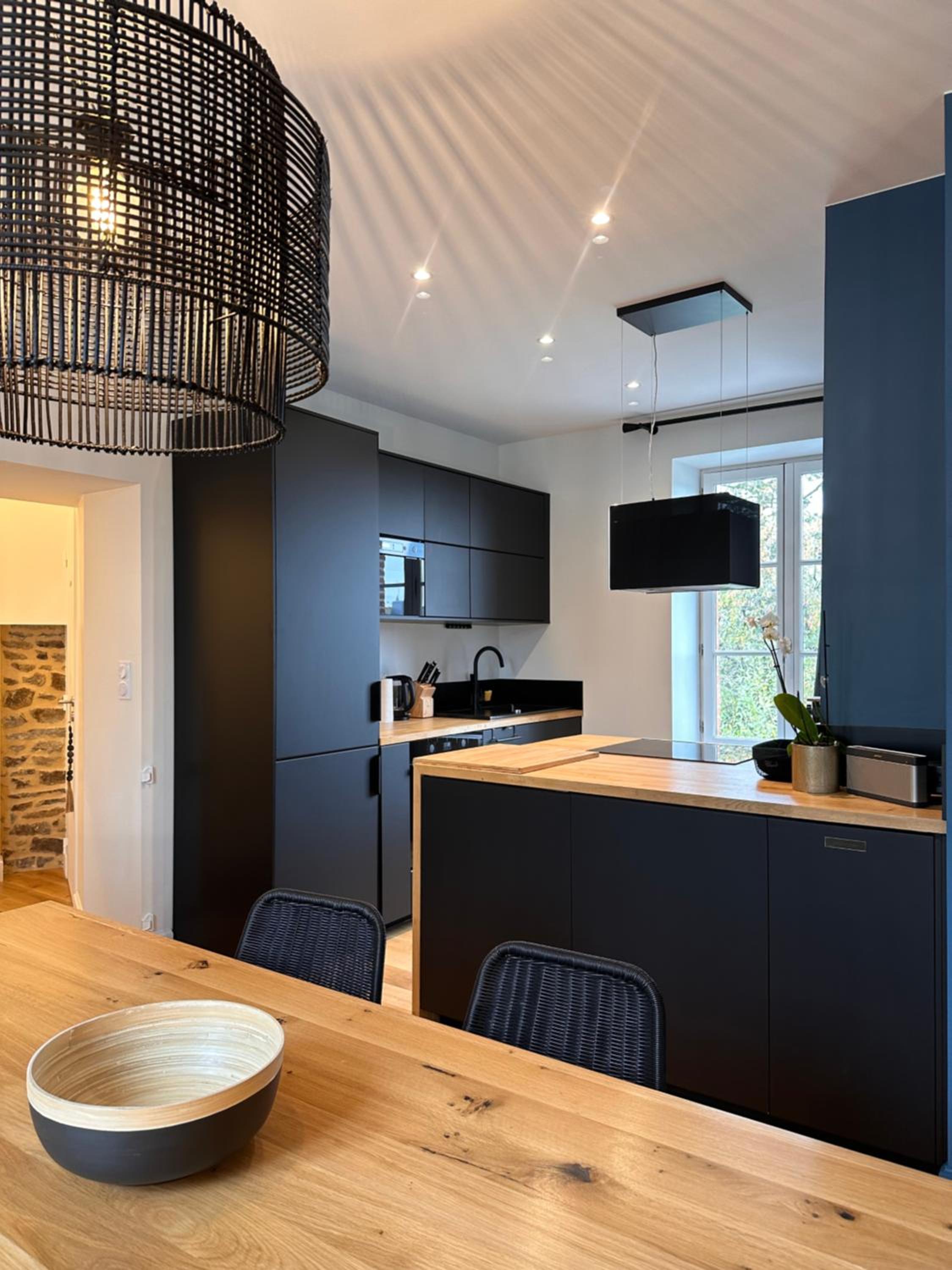 Les Libellules Appartement avec baignoire spa à Dinan Lanvallay