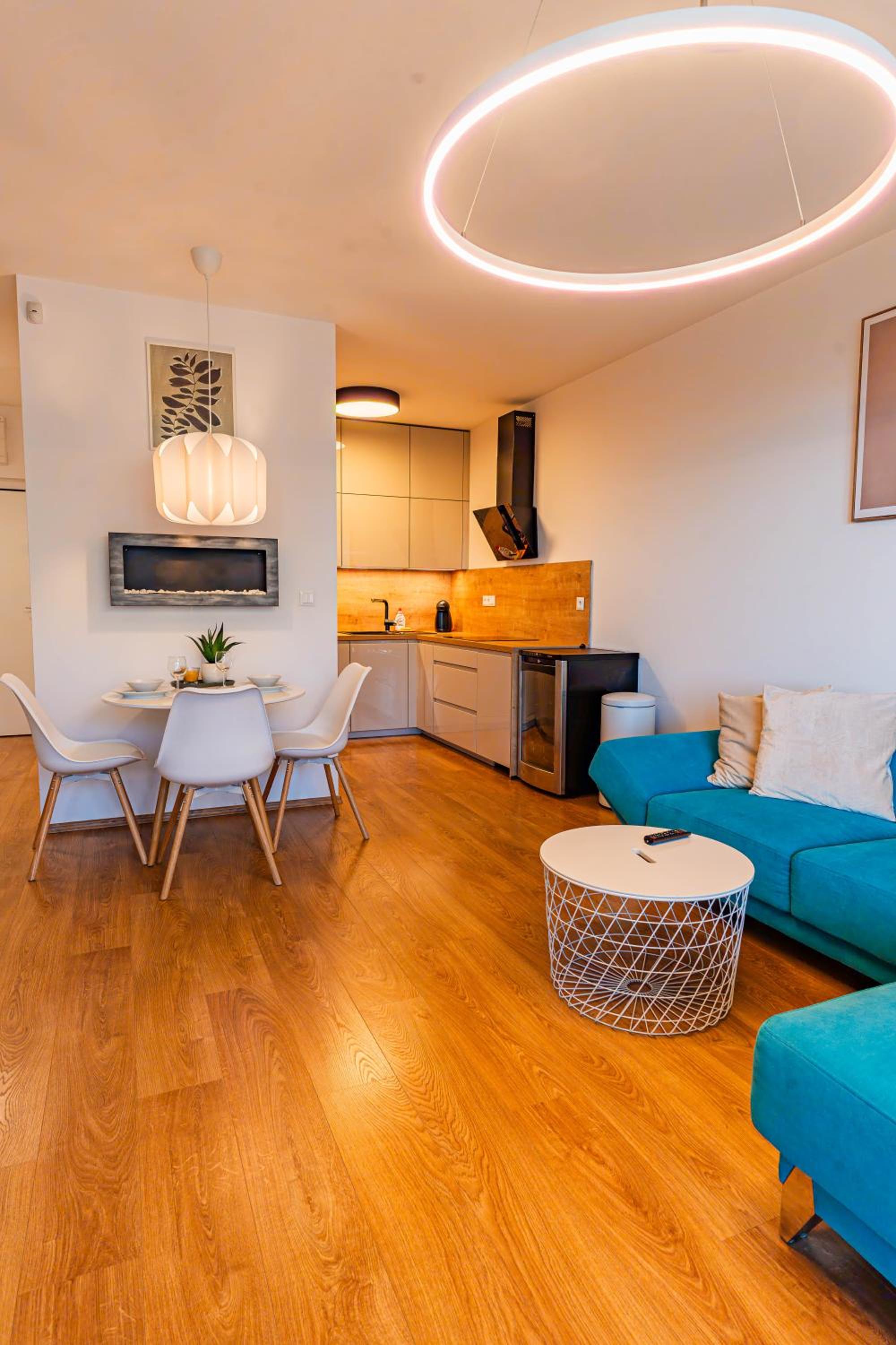 Luxury apartment close to centre, VUSCH private parking included view 5