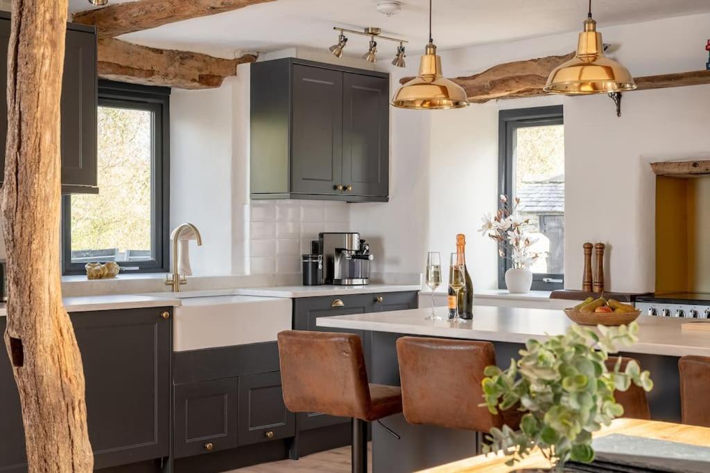 The Smithy Cumbria - 5 star Lake District Luxury, Pet Friendly, Hot Tub