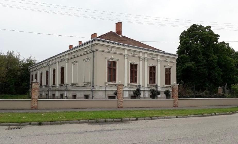 Rózsakert Vendégház