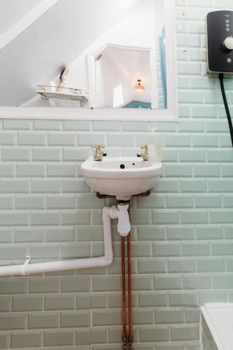 Seaview Surf Studios