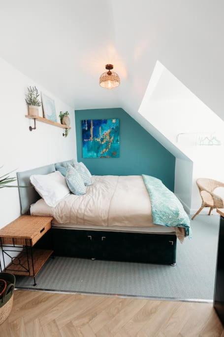 Seaview Surf Studios